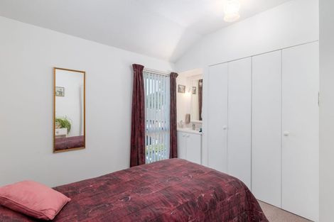 Photo of property in 23 Briarmont Street, Avondale, Christchurch, 8061