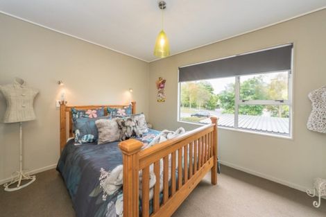 Photo of property in 422 Te Moana Road, Waikanae, 5036