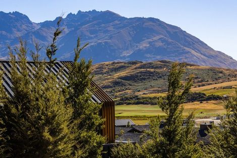 Photo of property in 25 Rannoch Drive, Jacks Point, Queenstown, 9371