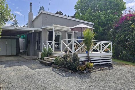 Photo of property in 1899 Paparoa Valley Road, Paparoa, 0571