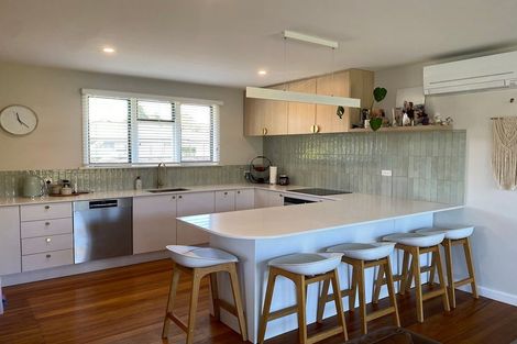 Photo of property in 1 Kinrara Place, Halswell, Christchurch, 8025