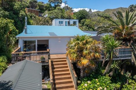 Photo of property in 20 Pingau Street, Paekakariki, 5034