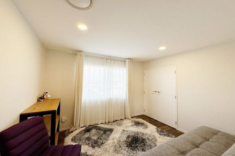 Photo of property in 3 Para Close, Fairview Heights, Auckland, 0632