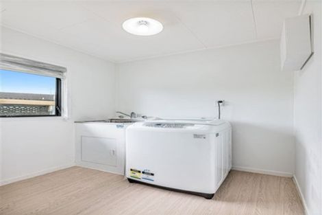 Photo of property in 213 Mahia Road, Wattle Downs, Auckland, 2103