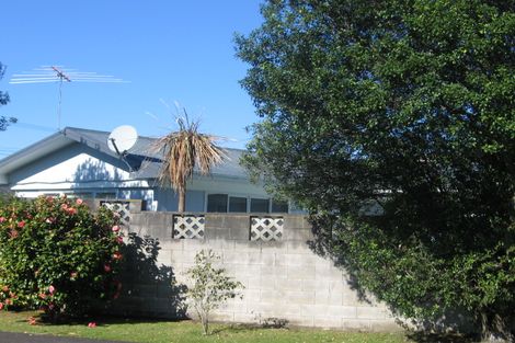 Photo of property in 2 Fairview Avenue, Opaheke, Papakura, 2113