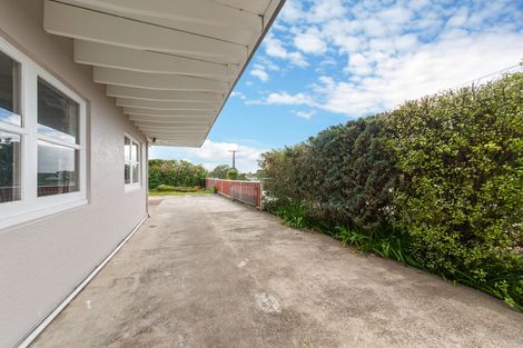 Photo of property in 91 Waimumu Road, Massey, Auckland, 0614