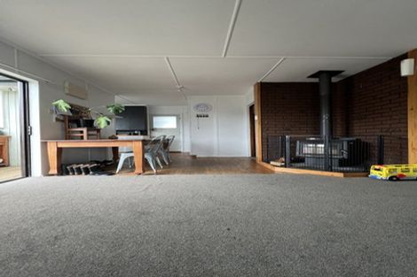 Photo of property in 19 James Street, Dannevirke, 4930