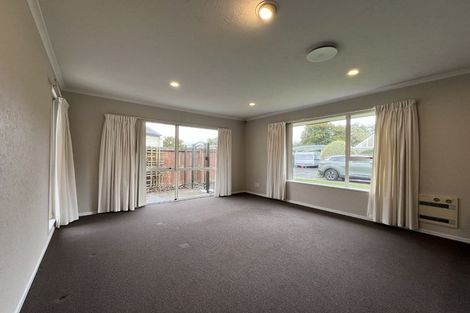 Photo of property in 6 Waddell Lane, Avondale, Christchurch, 8061