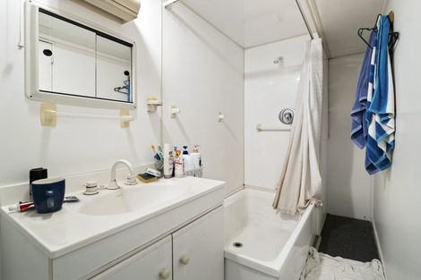 Photo of property in 28 Bathgate Street, South Dunedin, Dunedin, 9012