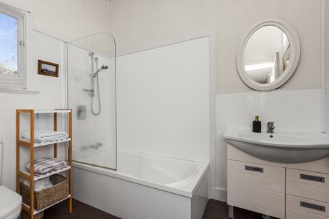 Photo of property in 95 Wellesley Road, Napier South, Napier, 4110