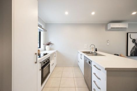 Photo of property in 4/23 Montgomery Crescent, Bader, Hamilton, 3206