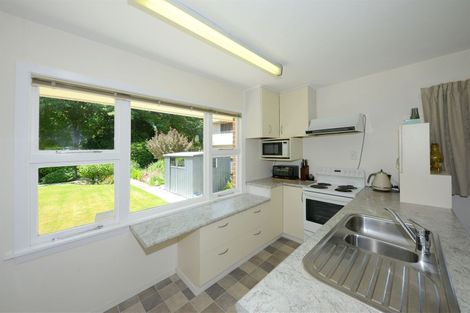 Photo of property in 6 Bevington Street, Avonhead, Christchurch, 8042