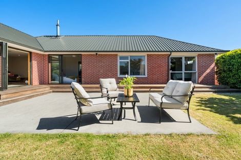 Photo of property in 11 Glenmore Avenue, Casebrook, Christchurch, 8051