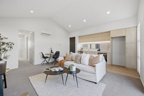 Photo of property in 2 Evatt Street, Bryndwr, Christchurch, 8053