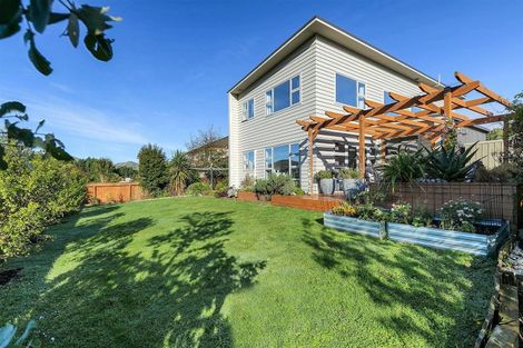 Photo of property in 51 Te Puia Drive, Aotea, Porirua, 5024