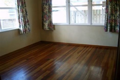 Photo of property in 9 Battersby Avenue, Mount Roskill, Auckland, 1041