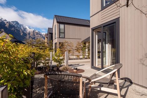 Photo of property in 39 Mulholland Drive, Jacks Point, 9371