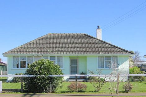 Photo of property in 5 Hetta Street, Foxton, 4814