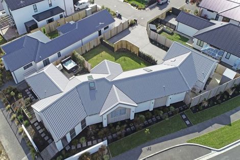 Photo of property in 8 Manarola Road, Halswell, Christchurch, 8025