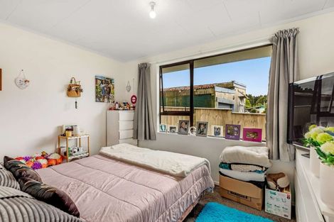 Photo of property in 24 Fergusson Street, Marton, 4710