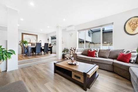 Photo of property in 15 Portofina Place, Flat Bush, Auckland, 2019