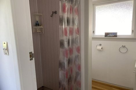 Photo of property in 6 Flaxmere Street, Waikanae Beach, Waikanae, 5036