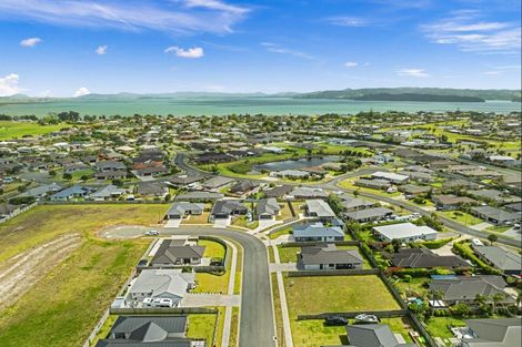 Photo of property in 26 Saint Michael Crescent, One Tree Point, 0118