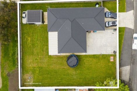 Photo of property in 2 Bibby Street, Waipawa, 4210