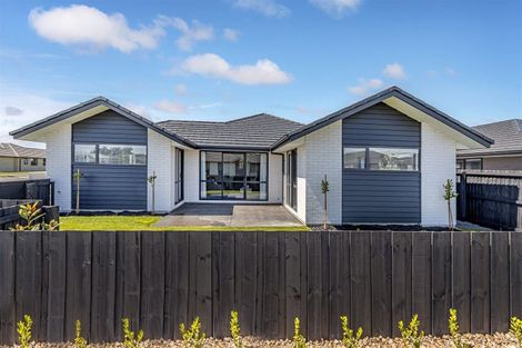 Photo of property in 24 Rannoch Drive, Yaldhurst, Christchurch, 8042
