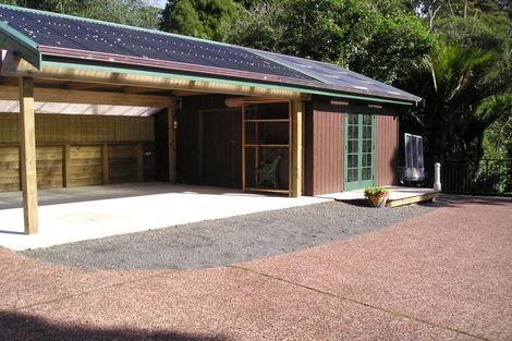 Photo of property in 214 Shaw Road, Oratia, Auckland, 0604