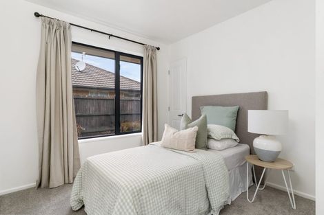 Photo of property in 18 Mollymawk Place, Woolston, Christchurch, 8023