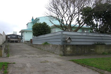 Photo of property in 25 Karamea Crescent, Kelvin Grove, Palmerston North, 4414