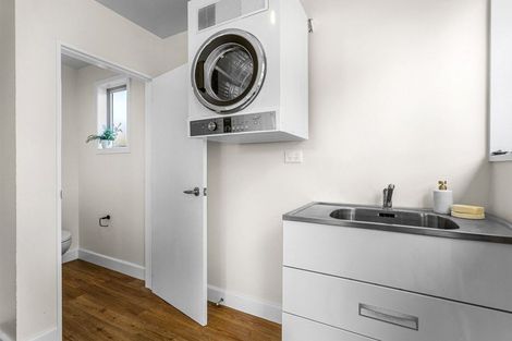 Photo of property in 35 Wilsons Road, Saint Martins, Christchurch, 8022