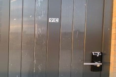 Photo of property in 9c Jillteresa Crescent, Half Moon Bay, Auckland, 2012