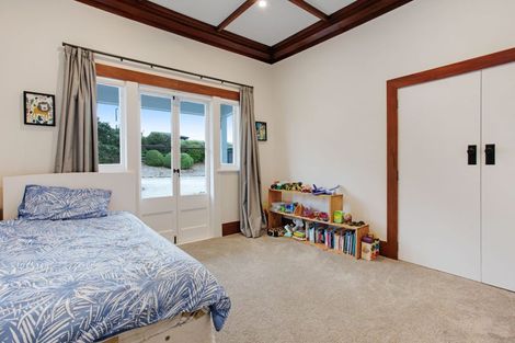 Photo of property in 52 Medhurst Road North, Bombay, 2675