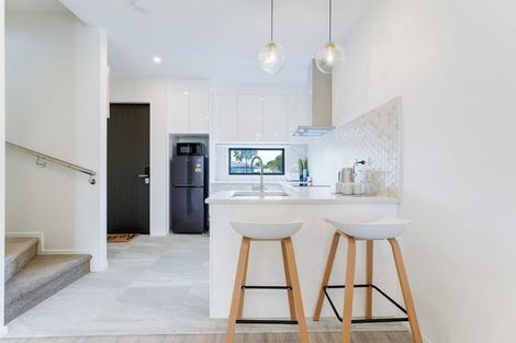 Photo of property in 17b Tabitha Crescent, Henderson, Auckland, 0612