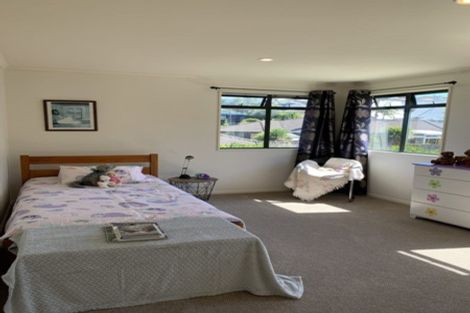 Photo of property in 39 Regency Park Drive, Gulf Harbour, Whangaparaoa, 0930