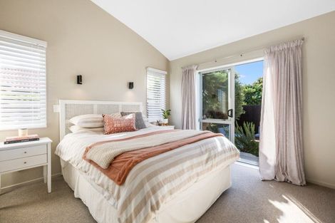 Photo of property in 141 Field Way, Waikanae Beach, Waikanae, 5036