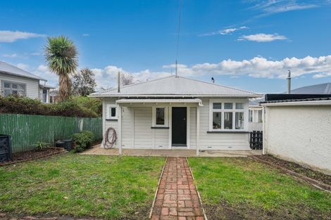 Photo of property in 20 Byron Street, Mornington, Dunedin, 9011