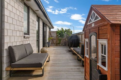 Photo of property in 136 Union Drive, Papamoa, 3118