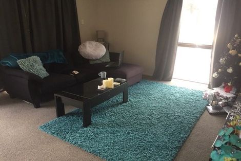 Photo of property in 2/59 Seaview Road, Glenfield, Auckland, 0629