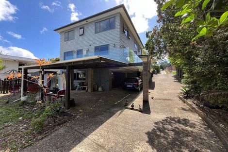 Photo of property in 18 Stottholm Road, Titirangi, Auckland, 0604