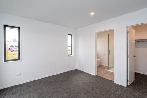 Photo of property in 18 Northampton Drive, Prebbleton, 7676