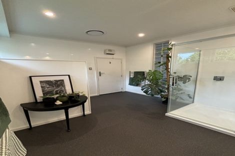 Photo of property in 27 Phoenix Avenue, Hokowhitu, Palmerston North, 4410
