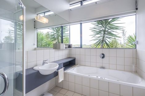 Photo of property in 238 Huia Street, Waikanae, 5391