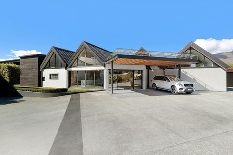 Photo of property in 308/139 Fernhill Road, Fernhill, Queenstown, 9300