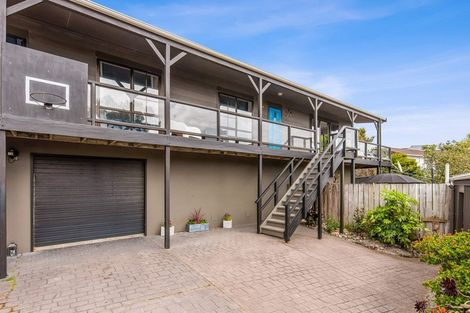 Photo of property in 4 Pine Ridge Terrace, Waikanae Beach, Waikanae, 5036