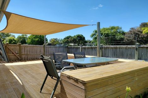 Photo of property in 13 Vazey Way, Hobsonville, Auckland, 0618