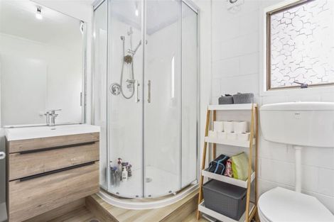 Photo of property in 16 Knightsbridge Place, Dinsdale, Hamilton, 3204