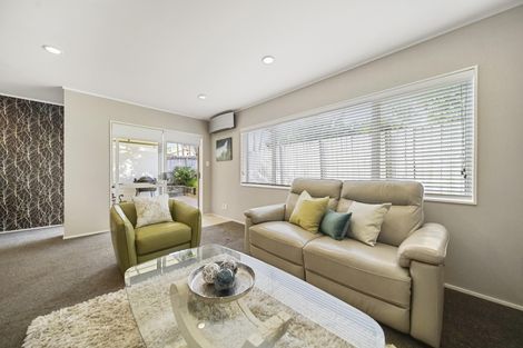 Photo of property in 1/28 Rochester Crescent, Somerville, Auckland, 2014